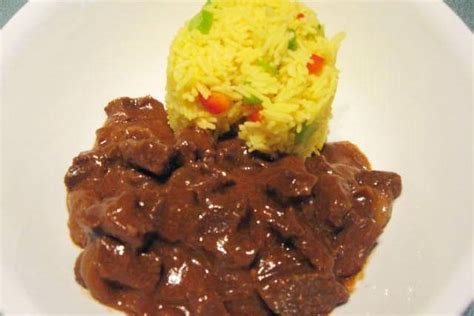 Tagine Beef Curry with Summer Vegetable Saffron Rice - calories, carbs, nutrition