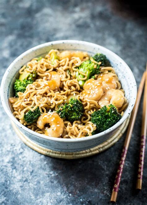 Teriyaki Grilled Shrimp Noodle Bowl - calories, carbs, nutrition