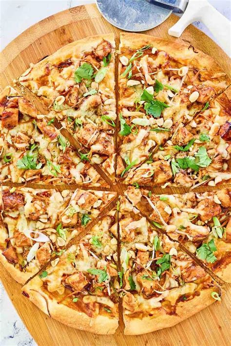 Thai Chicken Pizza (16118.13) - calories, carbs, nutrition