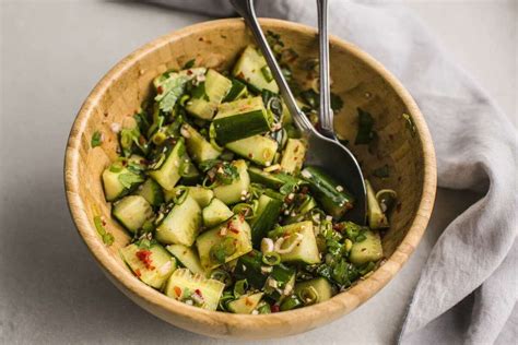 Thai Cucumber & Red Pepper Salad - calories, carbs, nutrition