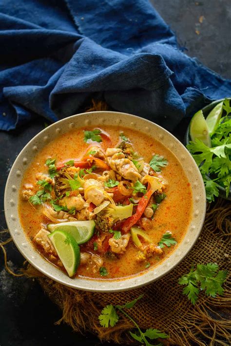 Thai Red Chicken Curry - calories, carbs, nutrition