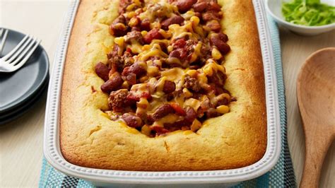 Thick & Zesty Chili with Cornbread (1) - calories, carbs, nutrition