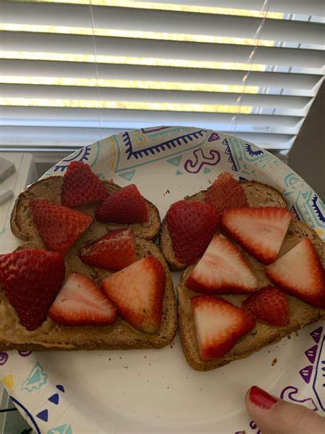 Toast Peanut Butter Strawberry Plain Jane - calories, carbs, nutrition