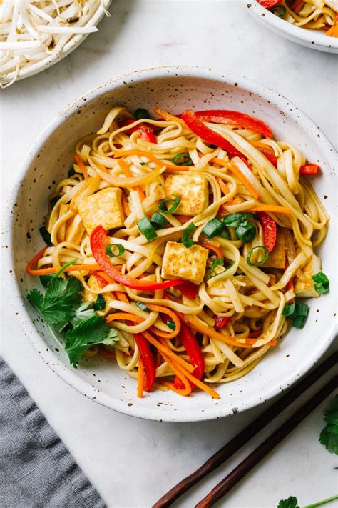 Tofu and Vegetable Lo Mein - calories, carbs, nutrition