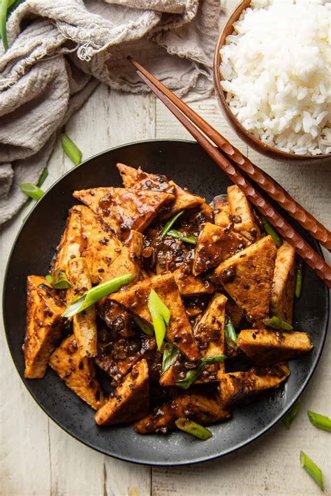 Tofu Cantonese with Black Bean Sauce - calories, carbs, nutrition