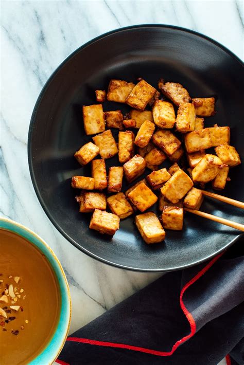 Tofu Roasted Korean Diced 1/2" 1 oz - calories, carbs, nutrition