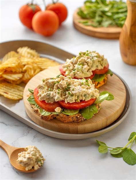 Tofu Salad Sandwich - calories, carbs, nutrition