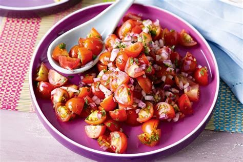 Tomato, Chilli & Coriander Salsa - calories, carbs, nutrition