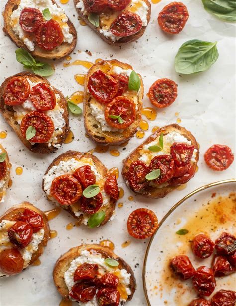 Tomato Crostini - calories, carbs, nutrition