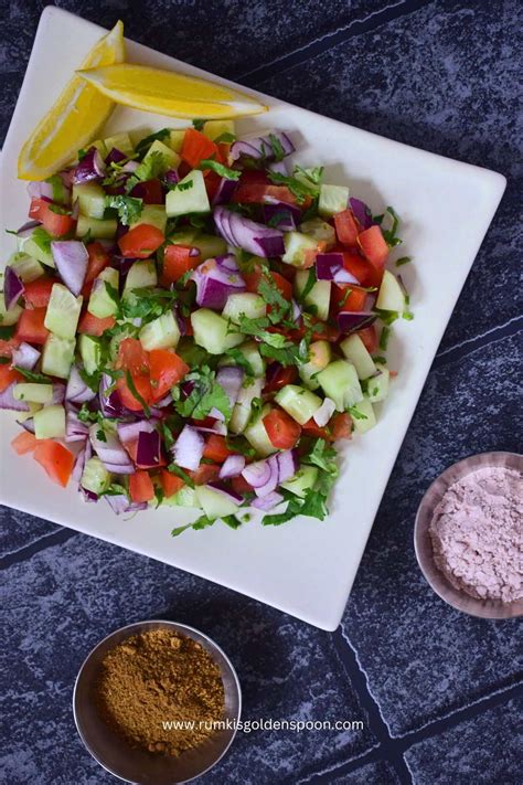 Tomato Cucumber Salad (Kachoombar) - calories, carbs, nutrition