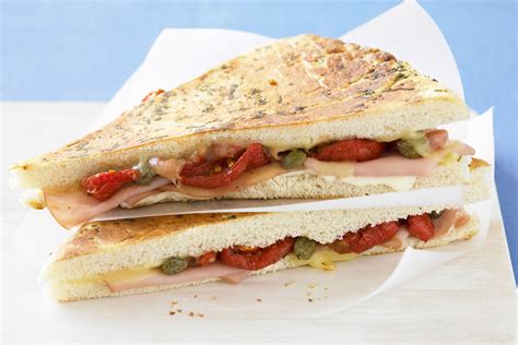 Tomato Mozzarella Focaccia Sandwich - calories, carbs, nutrition