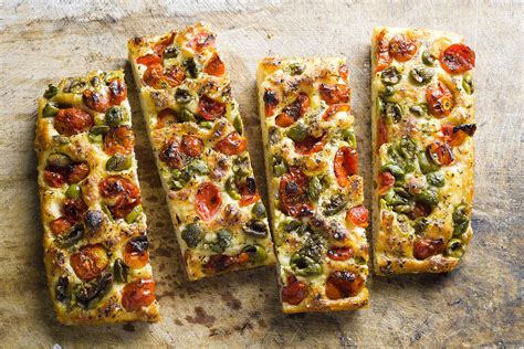 Tomato, Olive & Basil Focaccia - calories, carbs, nutrition