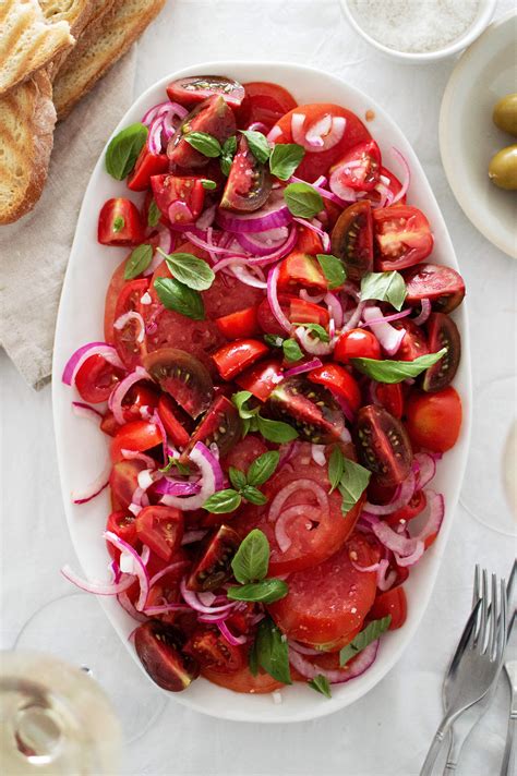 Tomato & Red Onion Salad - calories, carbs, nutrition