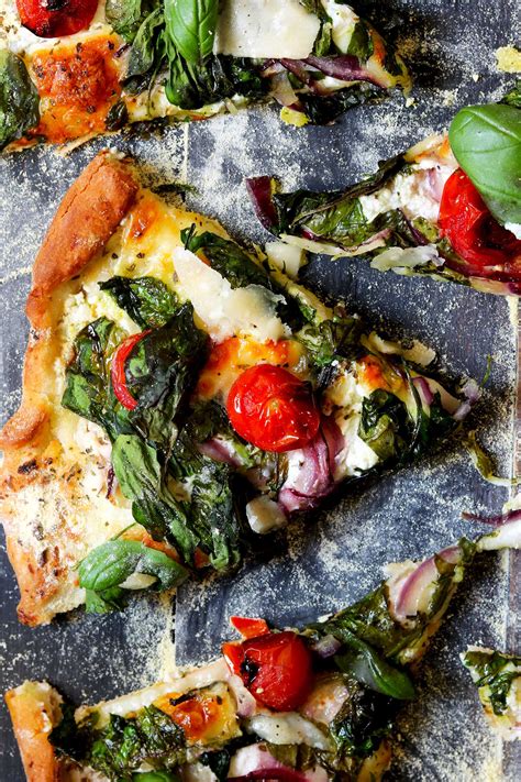 Tomato, Spinach & Ricotta Pizzetta - calories, carbs, nutrition