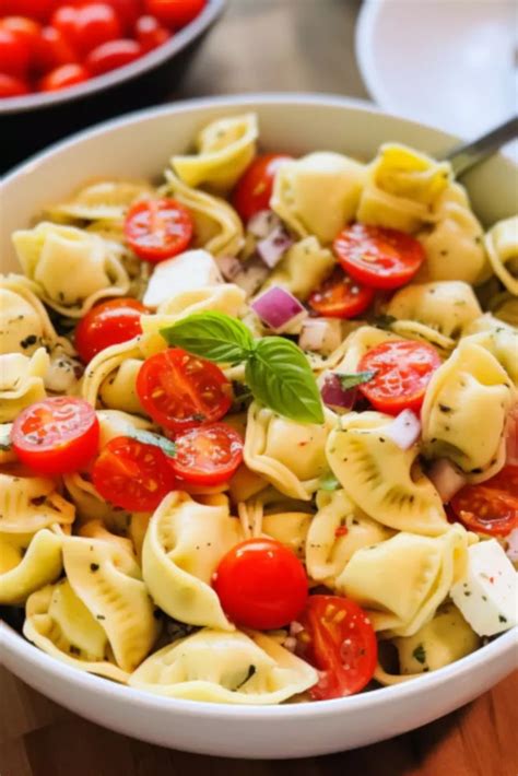 Tortellini Pasta Salad - calories, carbs, nutrition