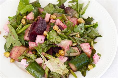 Tossery Salad, Small witho meat - calories, carbs, nutrition