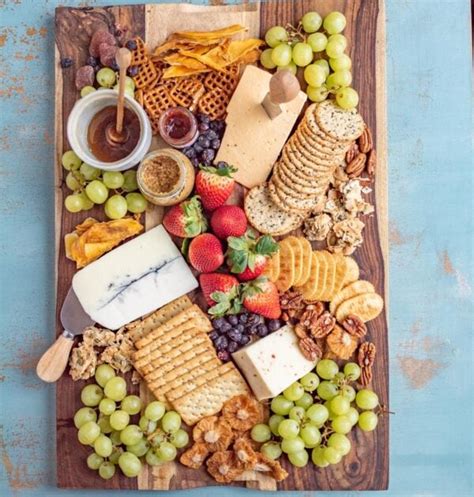 Traditional Cheese Board - calories, carbs, nutrition