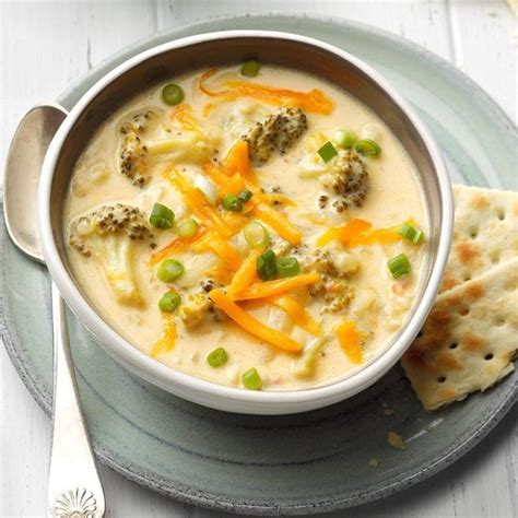 Traditional Potato, Broccoli & Cheese Chowder - calories, carbs, nutrition