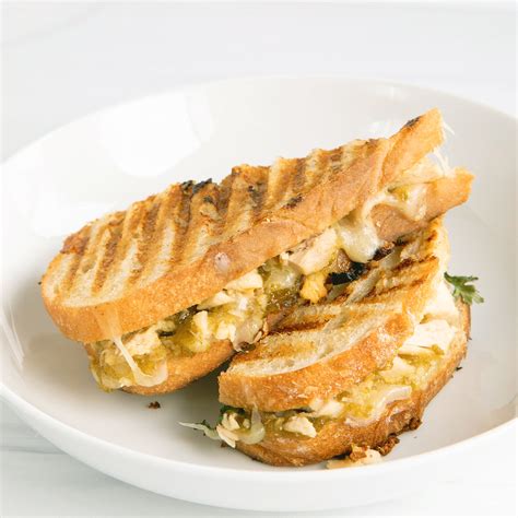 Tuna Cheddar Melt - calories, carbs, nutrition