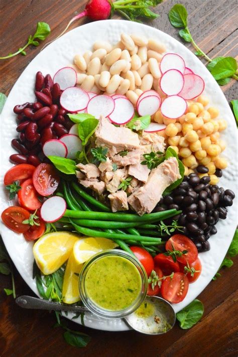 Tuna Salad Platter - calories, carbs, nutrition