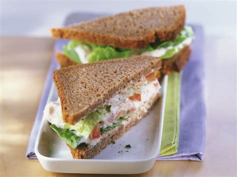 Tuna Salad Sandwich on Whole Wheat (5812.0) - calories, carbs, nutrition