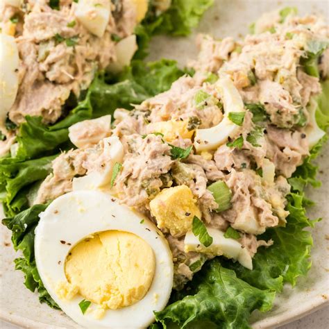 Tuna Salad Wheat, ACC-ST - calories, carbs, nutrition