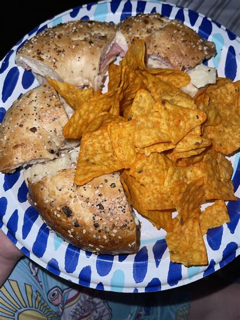 Turkey and Muenster Bagel - calories, carbs, nutrition