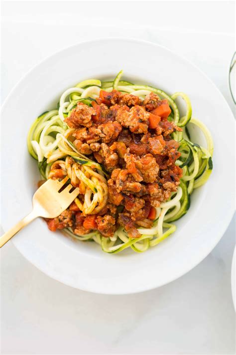 Turkey Bolognese with Zucchini Noodles - calories, carbs, nutrition