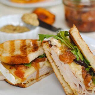 Turkey, Brie & Peach Chutney Sub (6") - calories, carbs, nutrition