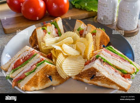 Turkey Club on White Toast - calories, carbs, nutrition