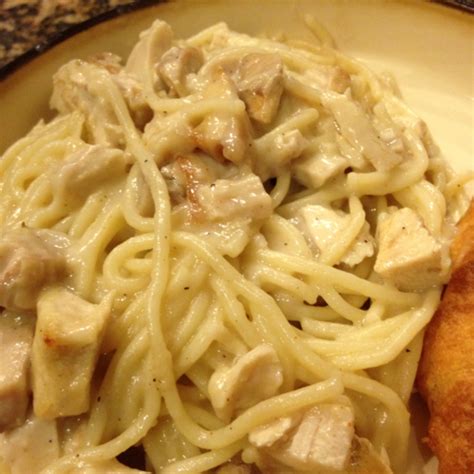 Turkey Tetrazzini (1) - calories, carbs, nutrition