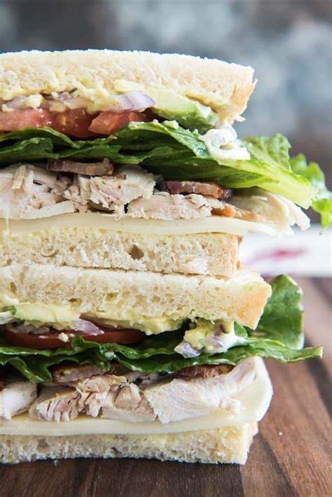 Turkey w/Prov & Avocado Sandwich - calories, carbs, nutrition