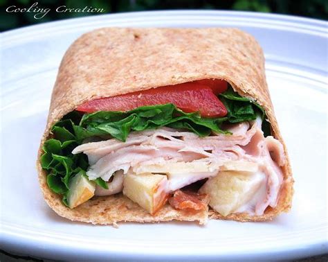 Turkey Wrap with Apples, Bacon and Pepperjack - calories, carbs, nutrition