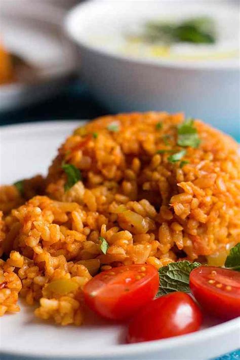 Turkish Bulgur Pilaf with Garbanzo Beans - STG - calories, carbs, nutrition