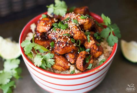 Twelve Quinoa Bowl Sriracha Chicken Vegetable - calories, carbs, nutrition