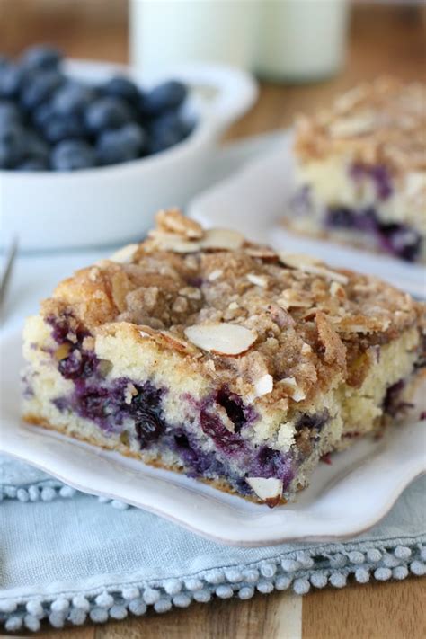 Undeniably Good Blueberry Coffee Cake - calories, carbs, nutrition