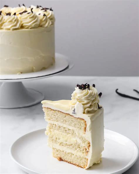 Vanilla Custard Cake - calories, carbs, nutrition