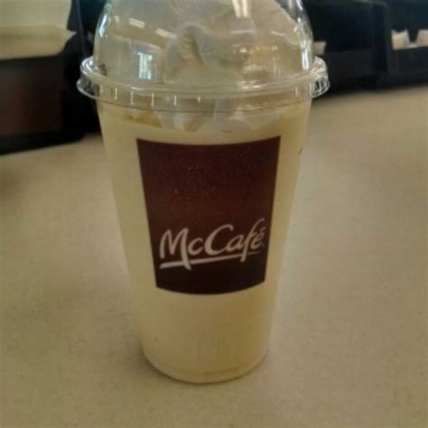 Vanilla Triple Thick Shake (medium) - calories, carbs, nutrition