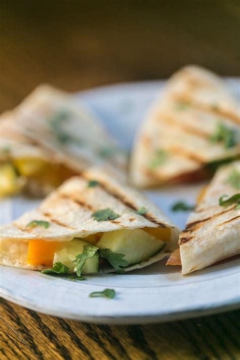 Vegetable Quesadilla - calories, carbs, nutrition