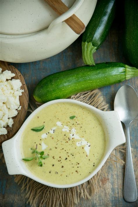 Vegetarian Cream of Zucchini Soup - calories, carbs, nutrition