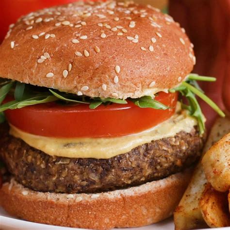 Vegetarian Mushroom Lentil Burger - calories, carbs, nutrition