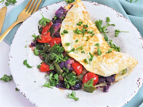 Veggie Egg White Omelet Flatbread (17398.0) - calories, carbs, nutrition