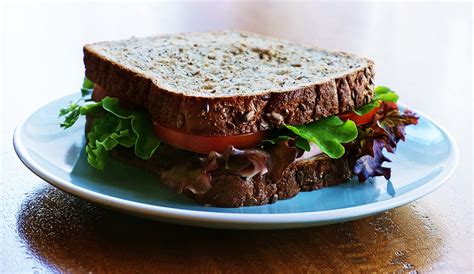 Veggie Sandwich on Whole Grain Wheat - calories, carbs, nutrition