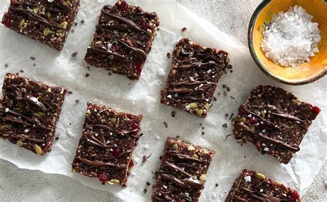 Very Cranberry Snack Squares - calories, carbs, nutrition