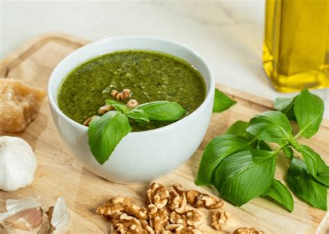 Walnut Pesto - calories, carbs, nutrition