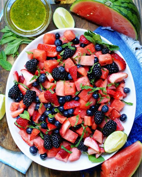 Watermelon Berry Salad - calories, carbs, nutrition