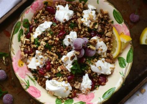 Wheatberry & Cherry Salad - calories, carbs, nutrition