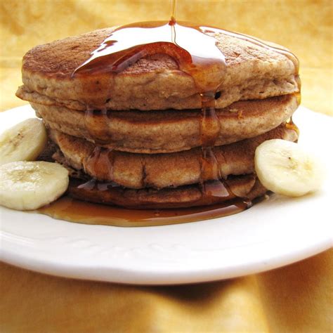 Whole Wheat Banana Pancakes - calories, carbs, nutrition