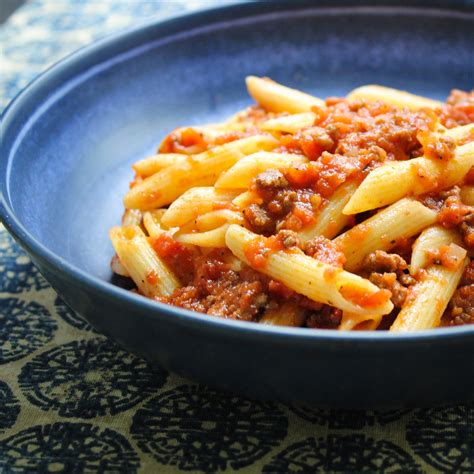 Whole Wheat Penne with Meat Sauce - calories, carbs, nutrition