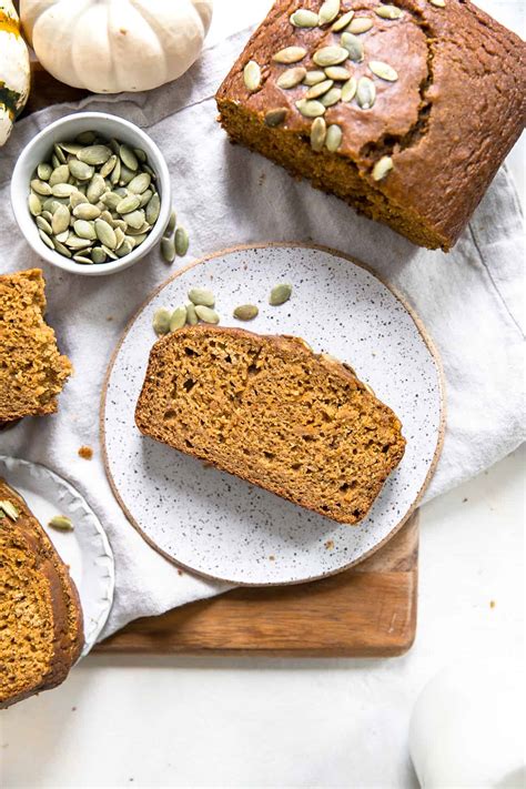 Whole Wheat Pumpkin Bread, Vegetarian Sausage Patties, Fruit Salad (400VEG) - calories, carbs, nutrition